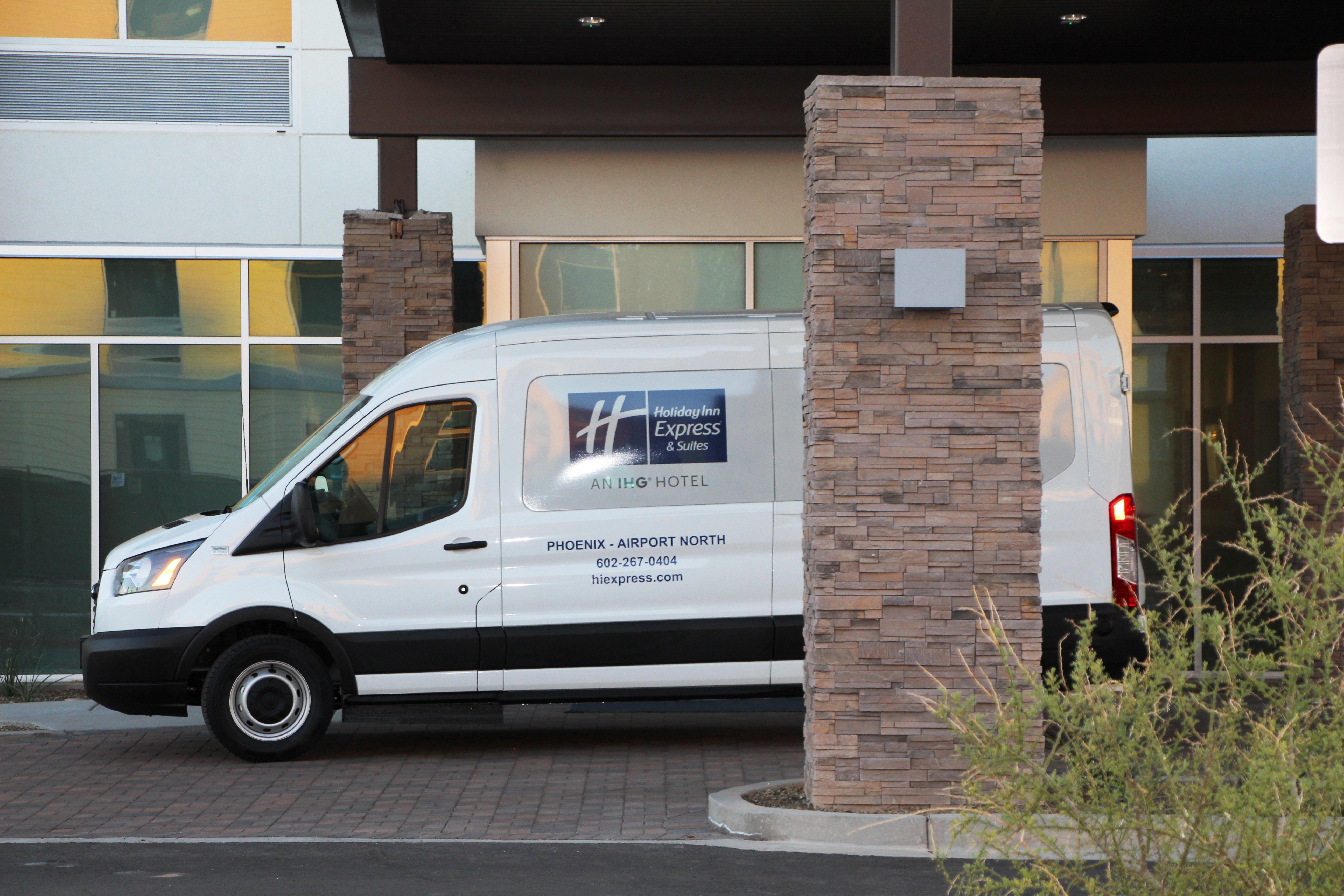 Holiday Inn Express & Suites - Phoenix - Airport North By Ihg Екстериор снимка