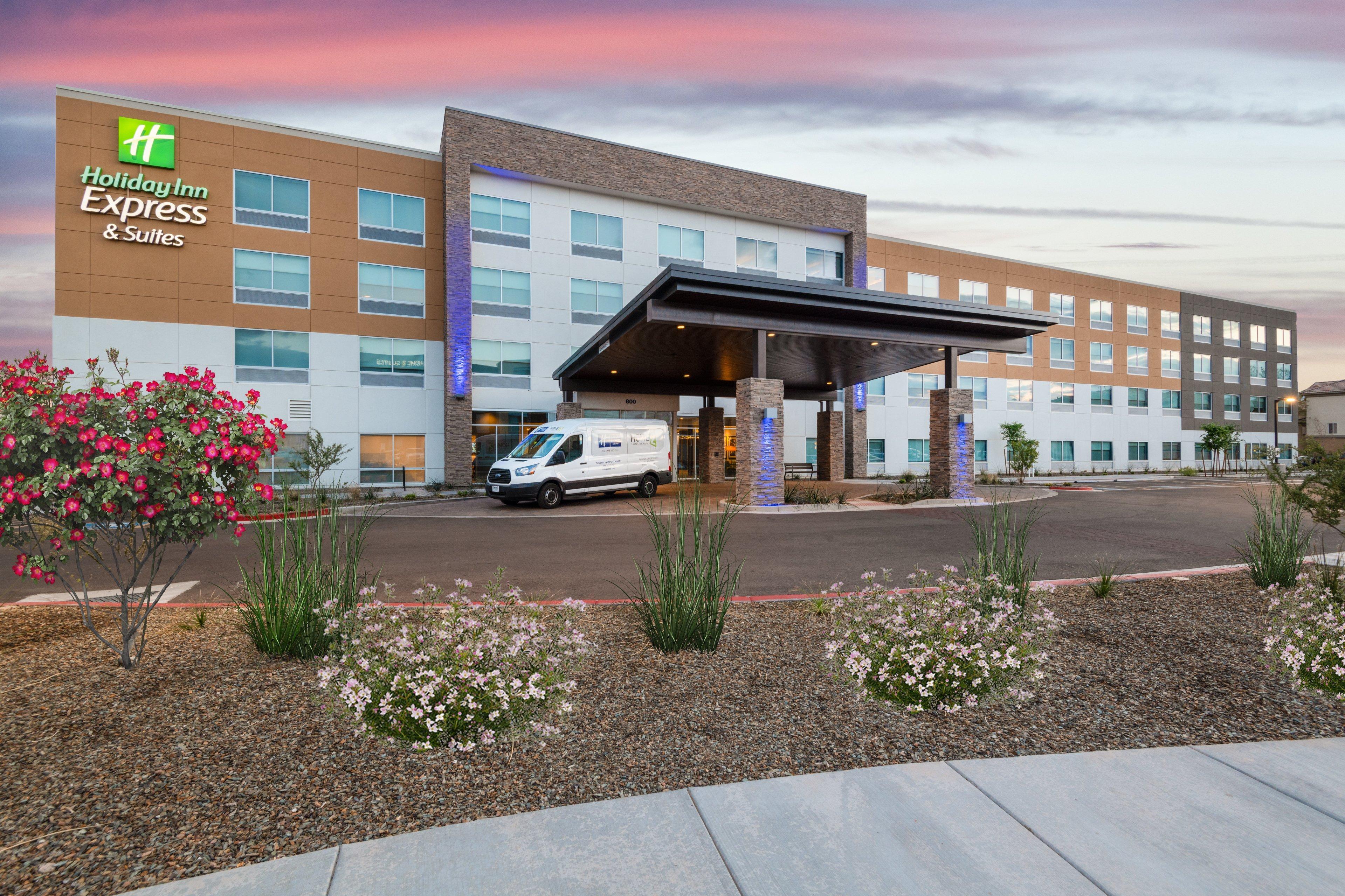 Holiday Inn Express & Suites - Phoenix - Airport North By Ihg Екстериор снимка